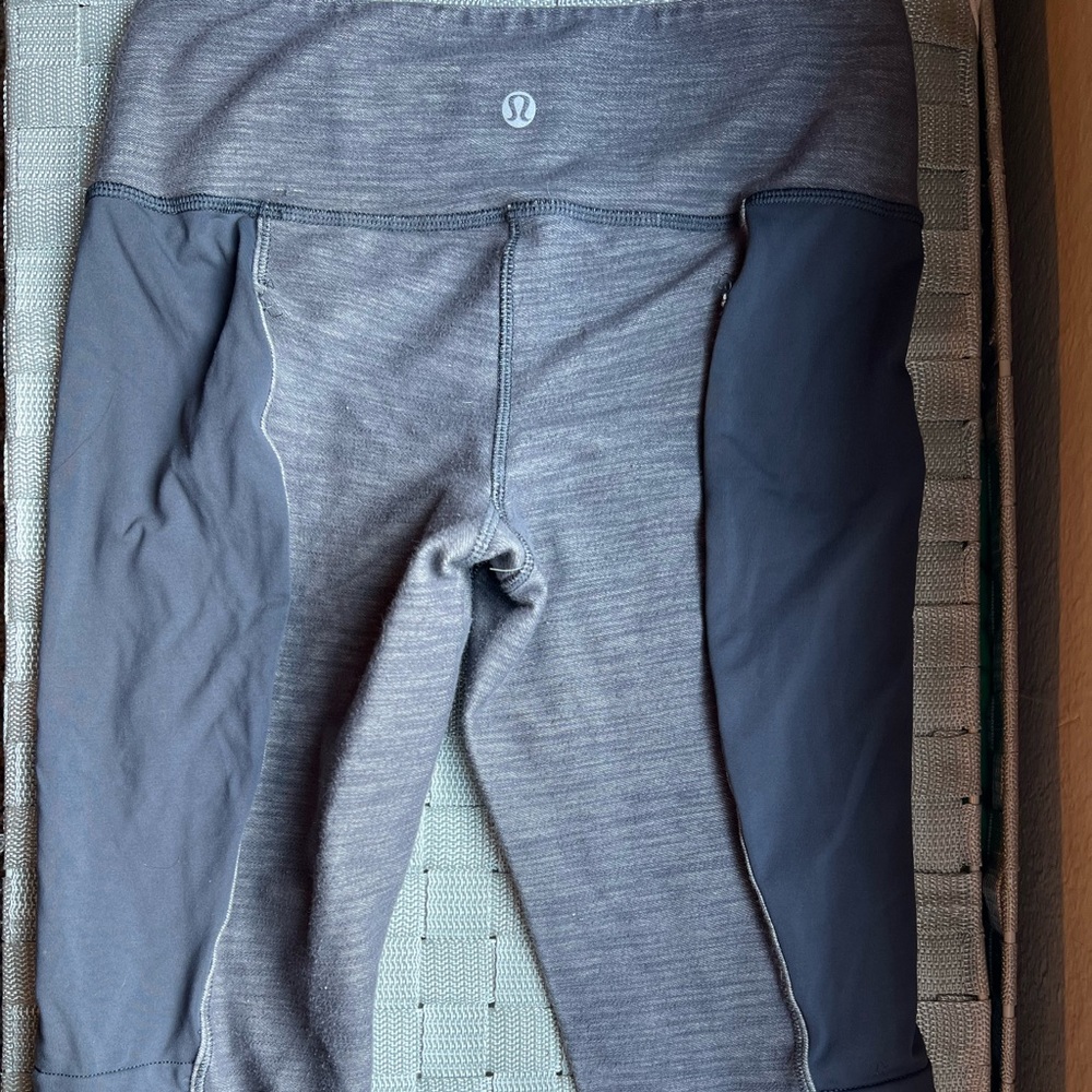 Grey Lululemon leggings